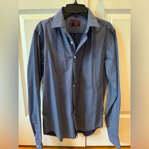 Men’s extra small untuckit button down shirt
